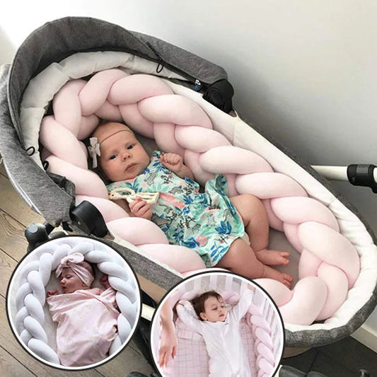 Bébé repose tresse de lit bébé espace jeu délimité