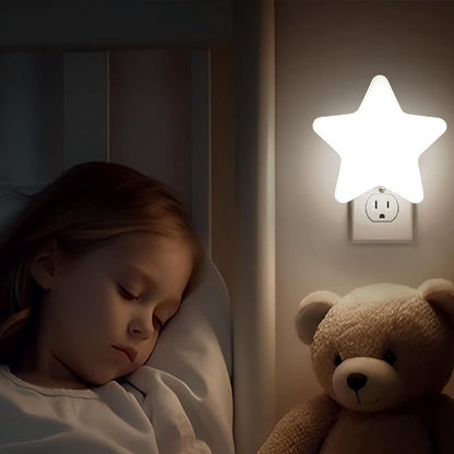 fillette dort veilleuse bebe offre lumiere tamisee